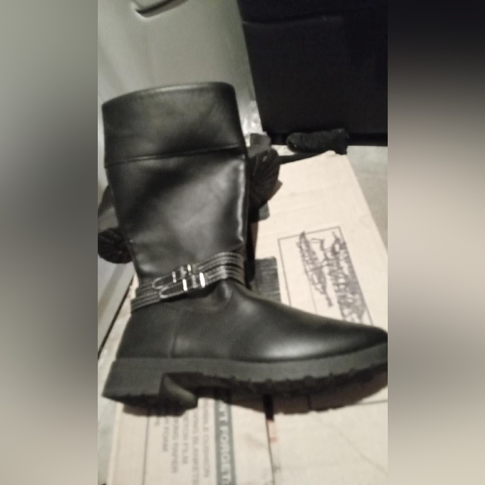 Women’s boots